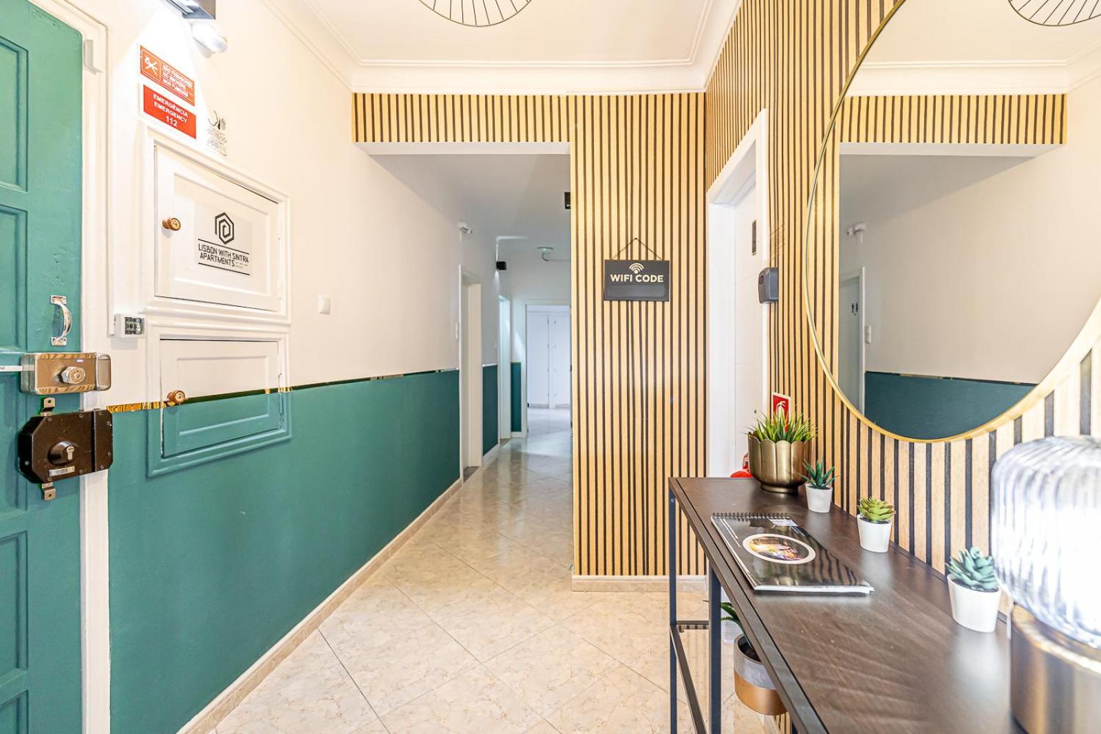 Goa Square By Lisbon With Sintra Hotel Amadora Bagian luar foto